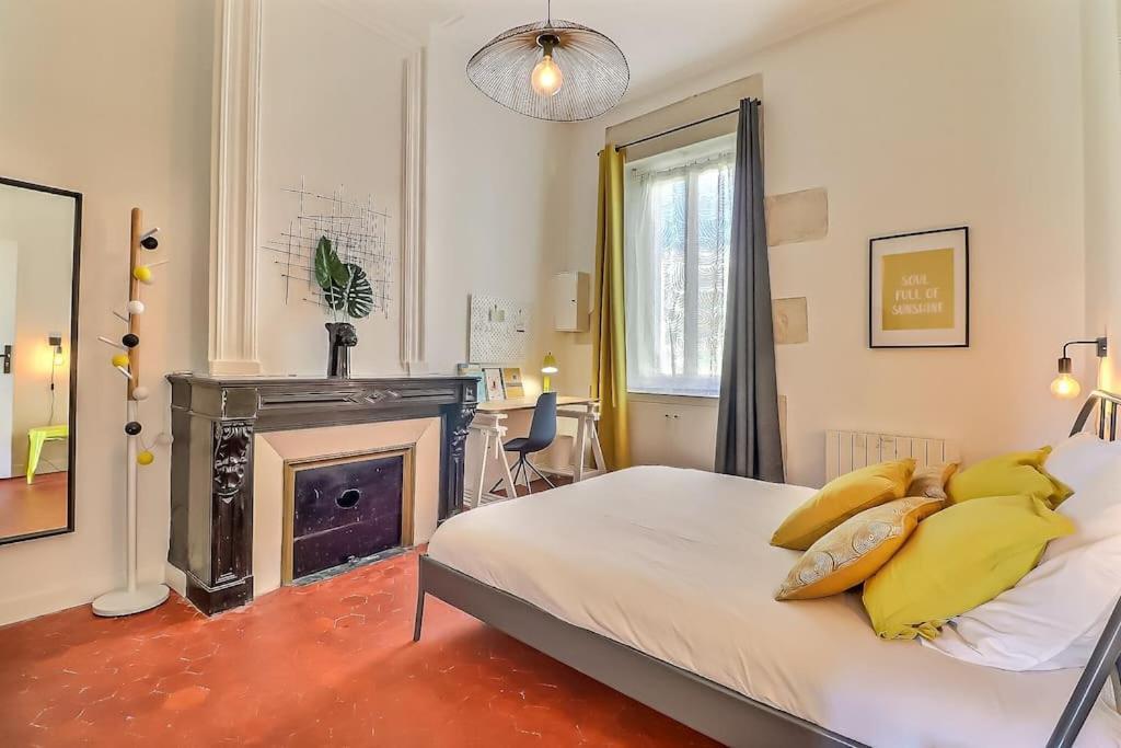 Le Yellow - Central - Climatise Nîmes Exteriér fotografie