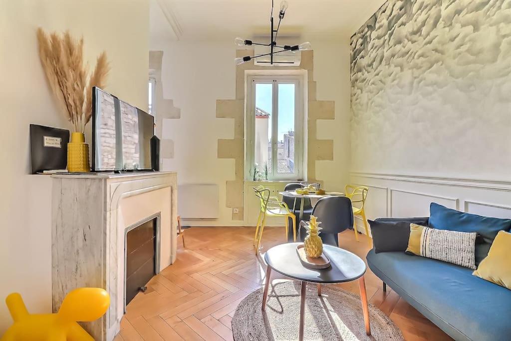 Le Yellow - Central - Climatise Nîmes Exteriér fotografie